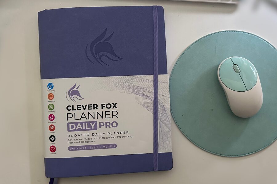 The Clever Fox Planner Review : The Best Goal-Achieving Planner